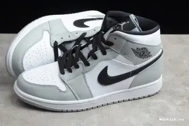 LIGHT SMOKE 1 GREY JORDAN MID AIR 0519